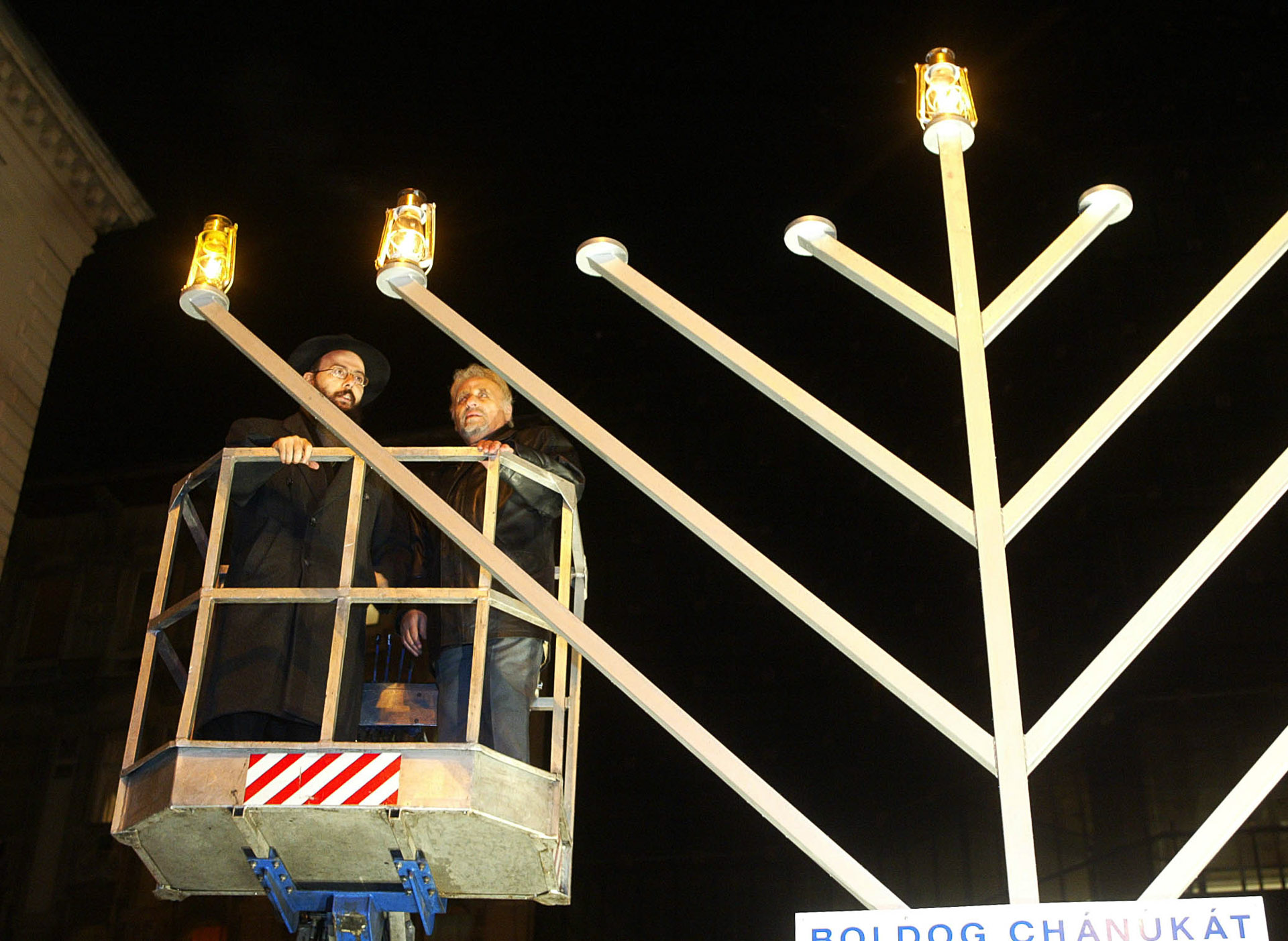 Nyugati téri Hanuka