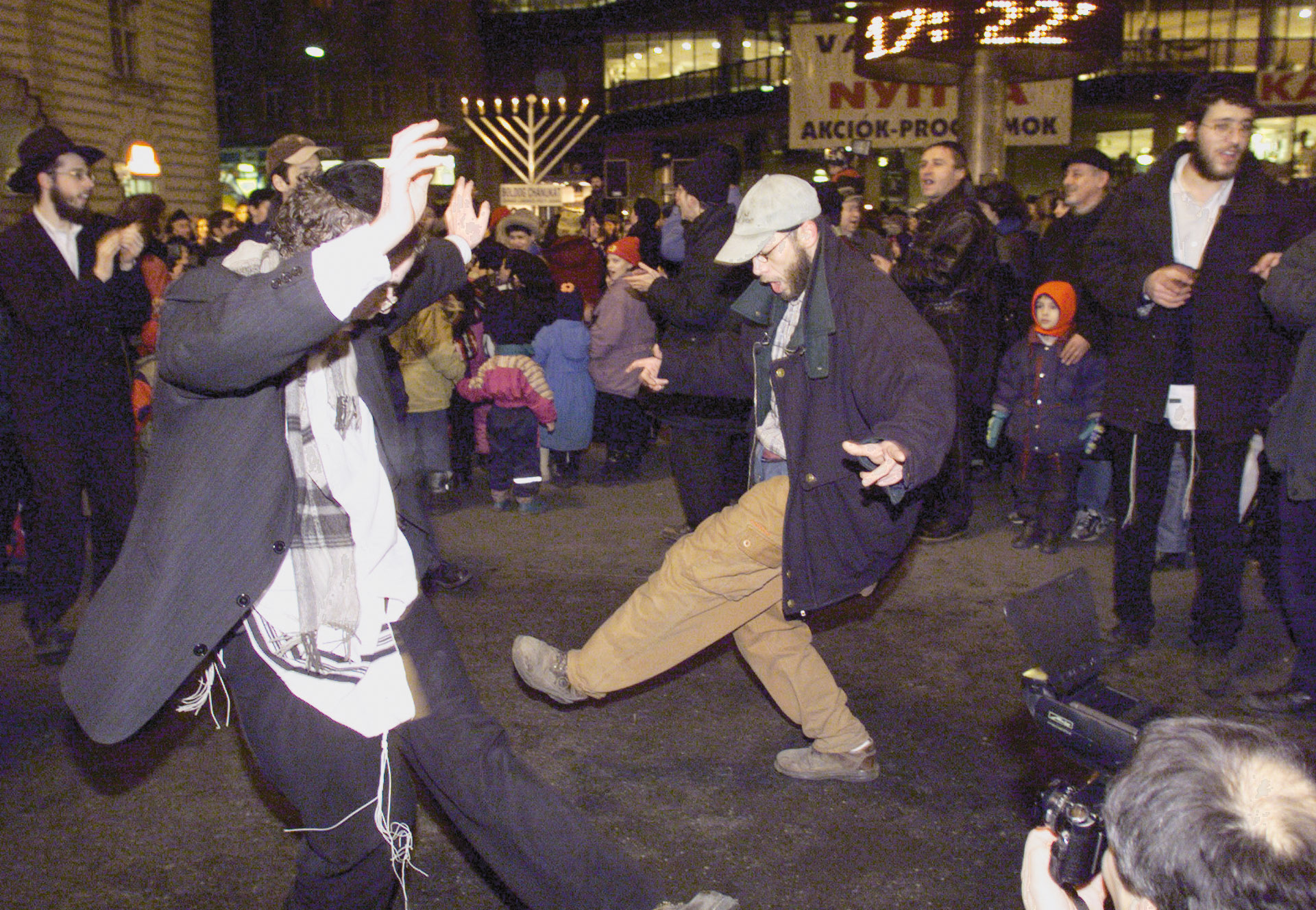 Nyugati téri Hanuka