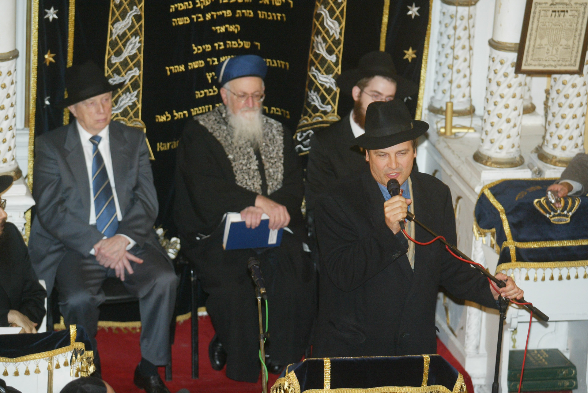 Demszky Gábor is tiszteletét tette