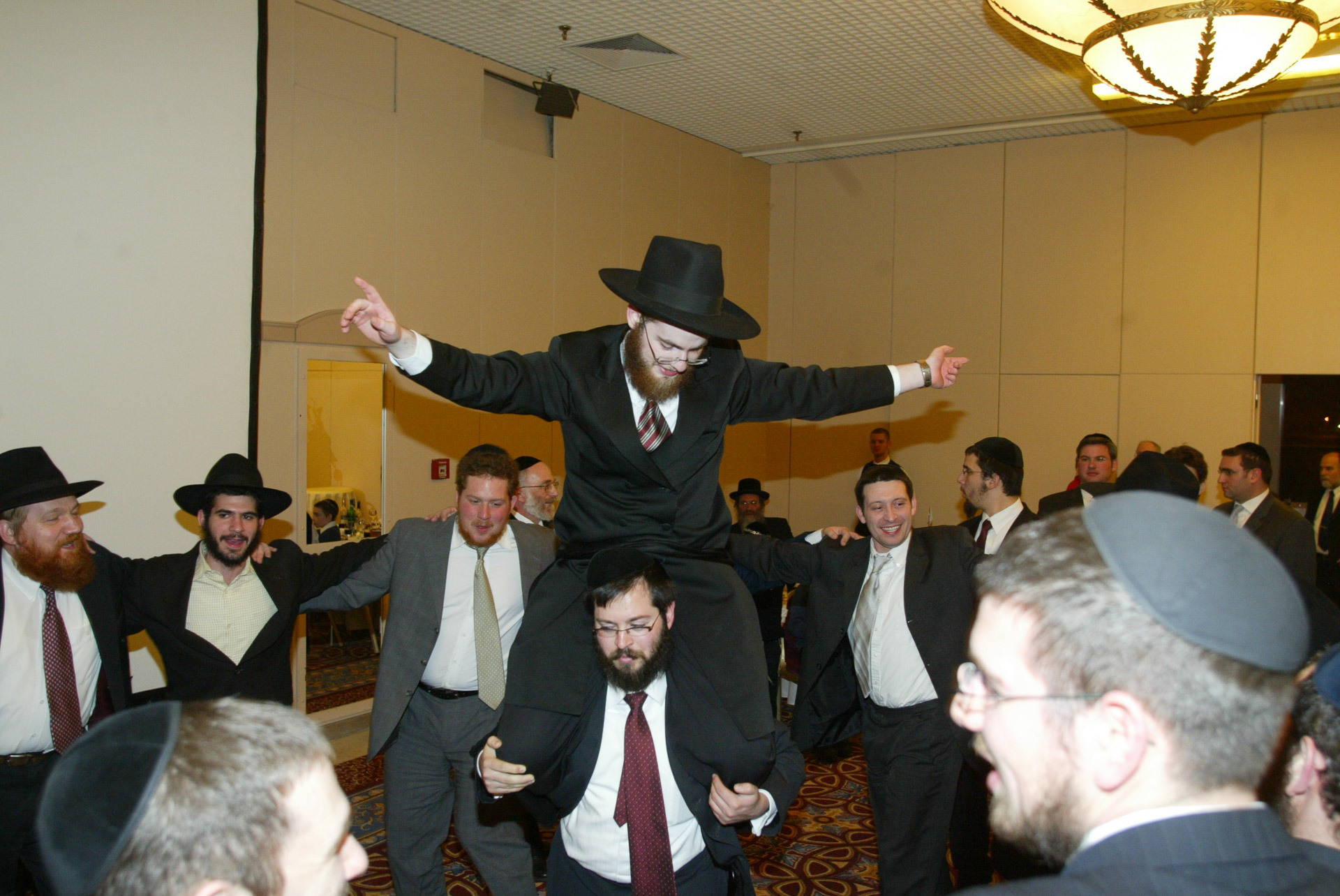 13. születésnapja a magyarországi Chabadnak