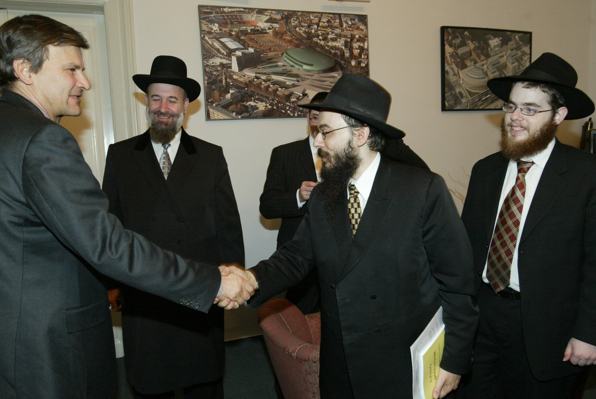 Yona Metzgert Demszky Gábor is fogadta