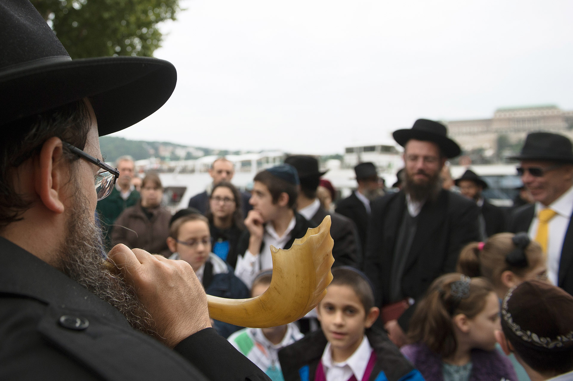 Taslich- Oberlander Báruch sófárt fúj