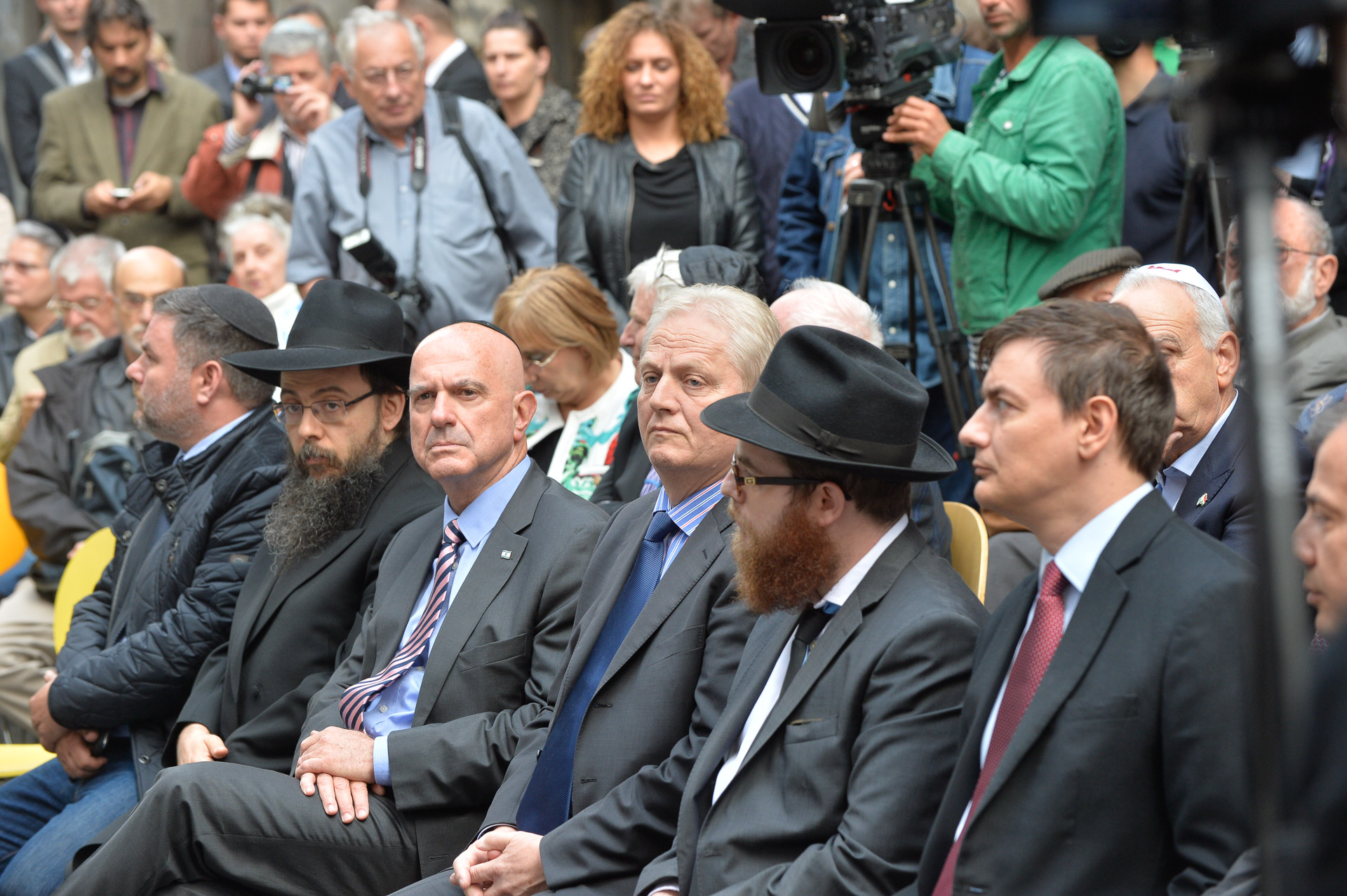 Gettófal emlékavató- Oberlander Báruch, Ilan Mor, Tarlós István, Köves Slomó, Vattamány Zsolt