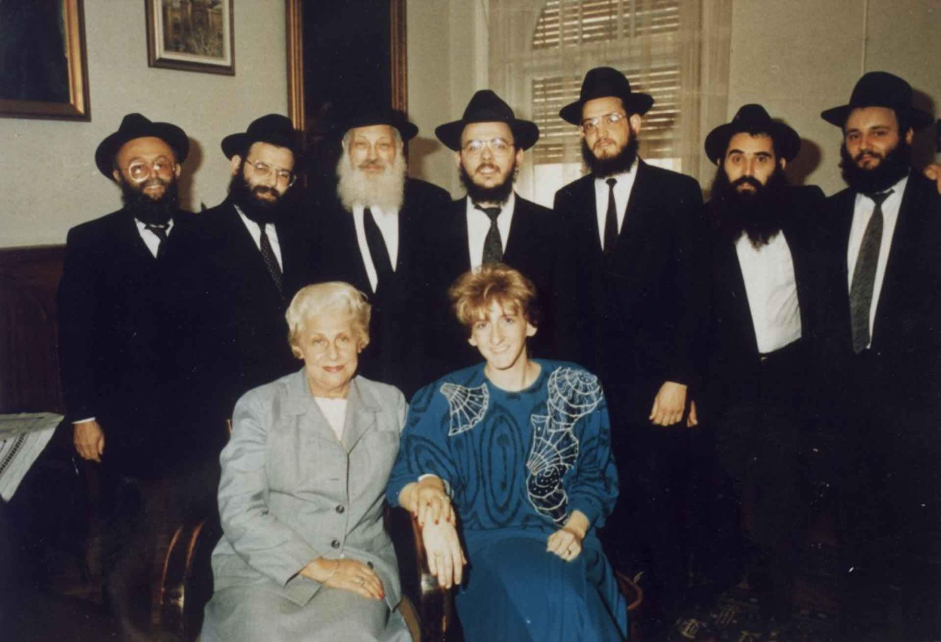 Seifert Gézané a MIOK utolsó elnöke fogadja a Chabad küldöttségét