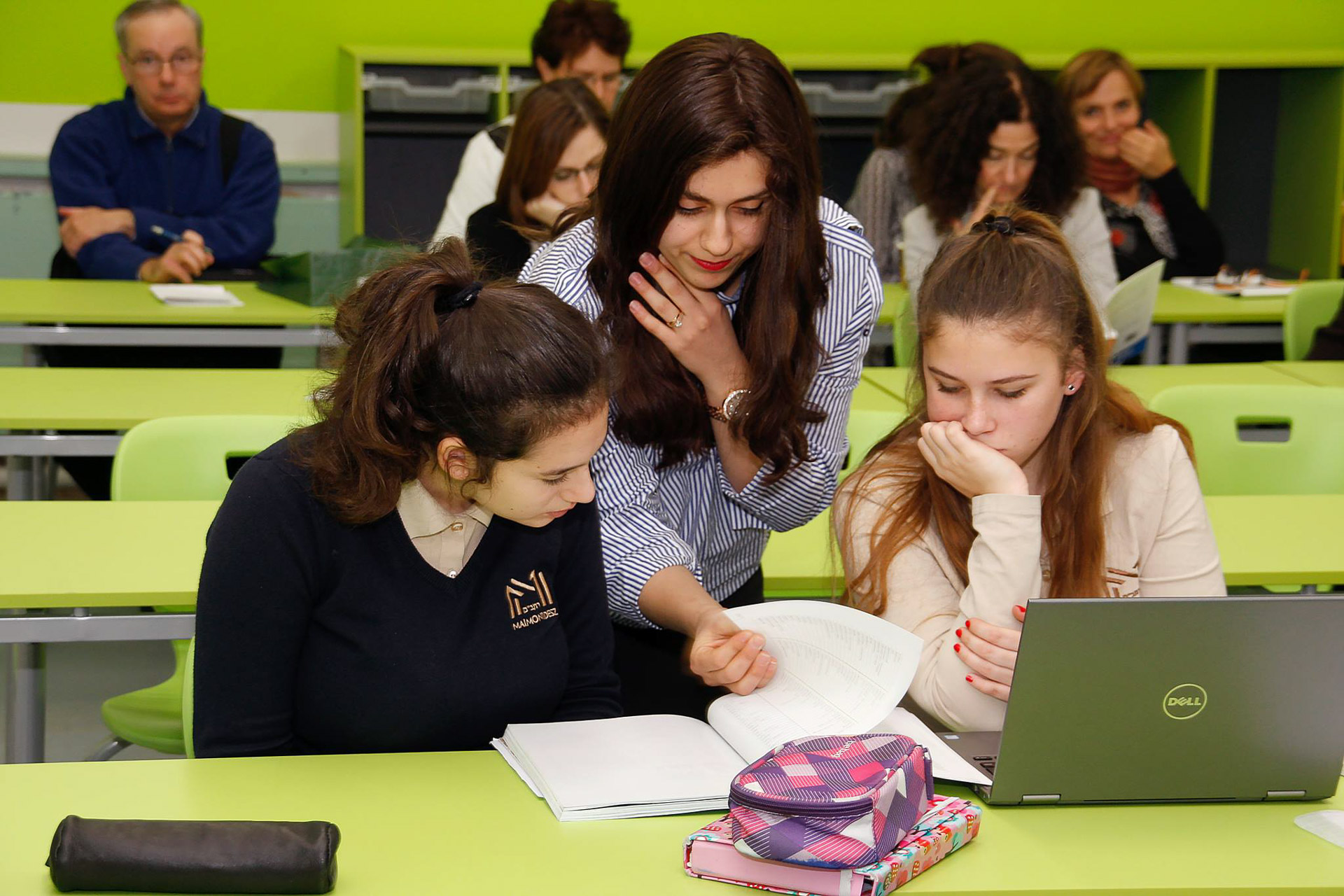 Megnyitotta kapuit: a Maimonidész Gimnázium