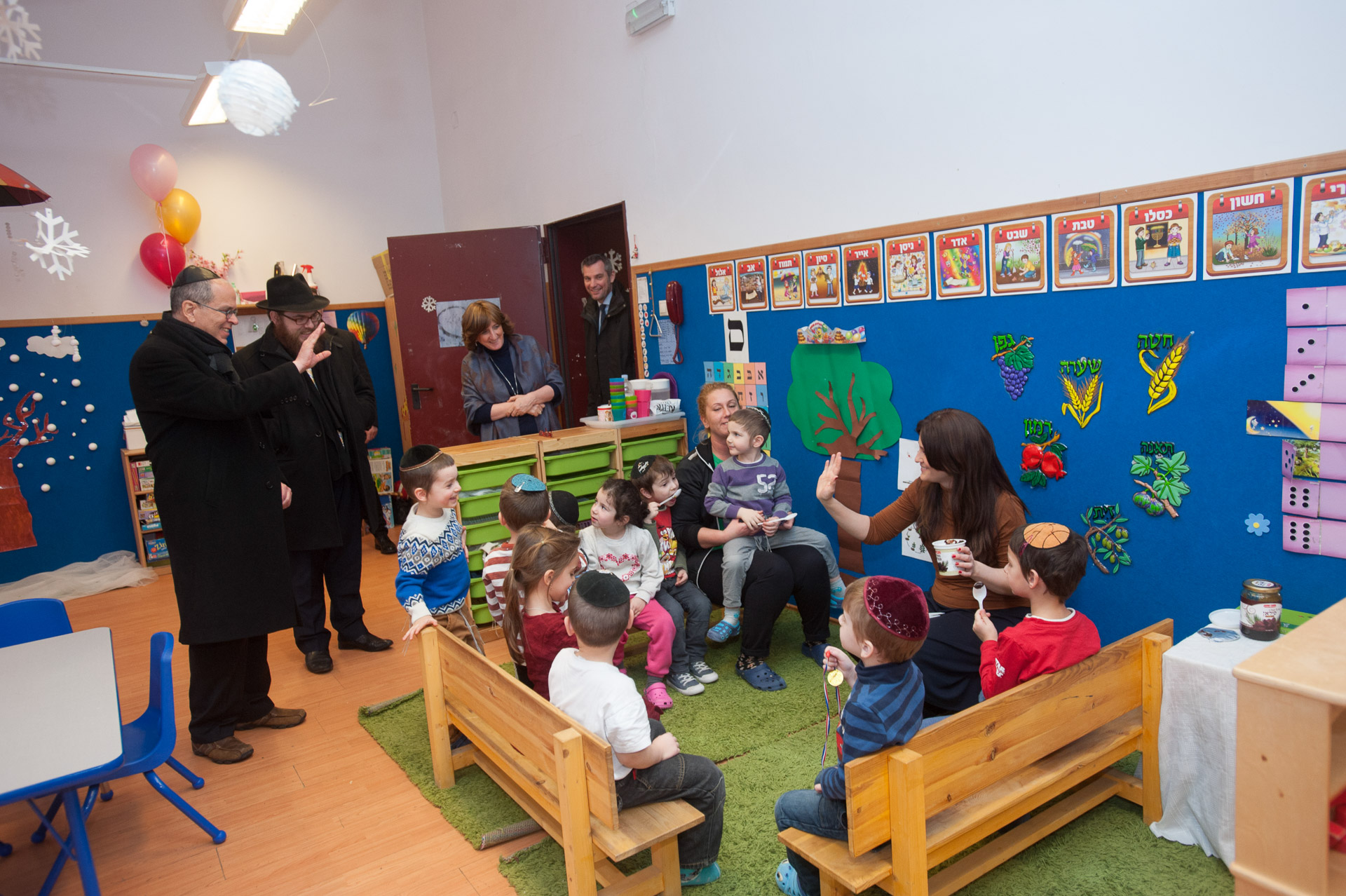 Yossi Amrani Látogatása az óvodában
