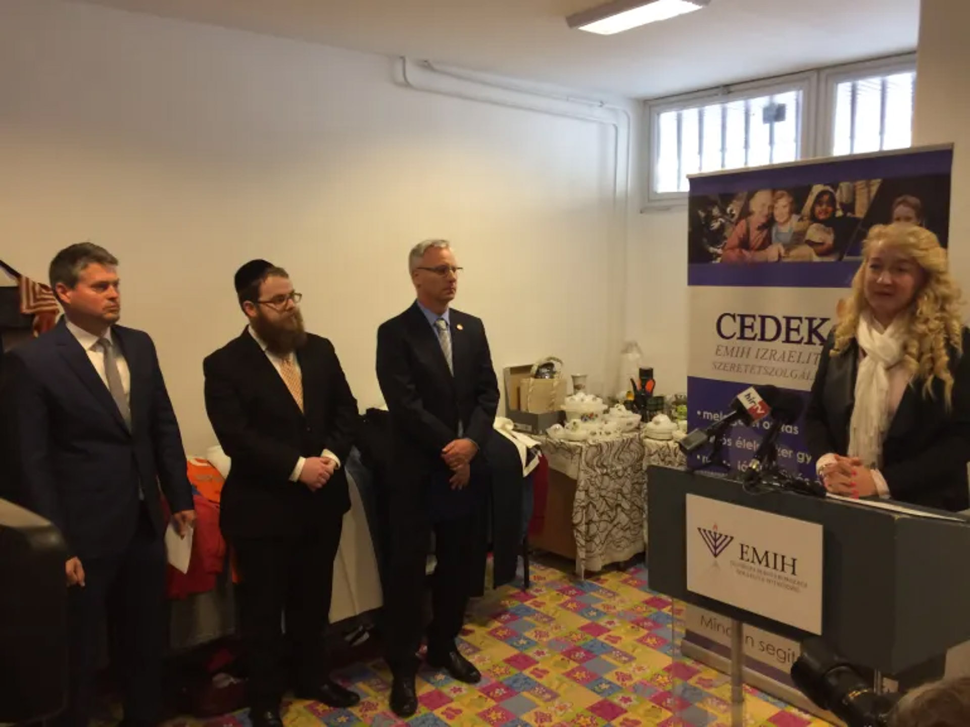 CEDEK adománybolt megnyitó- Szilágyi Nóra, Soltész Miklós, Köves Slomó