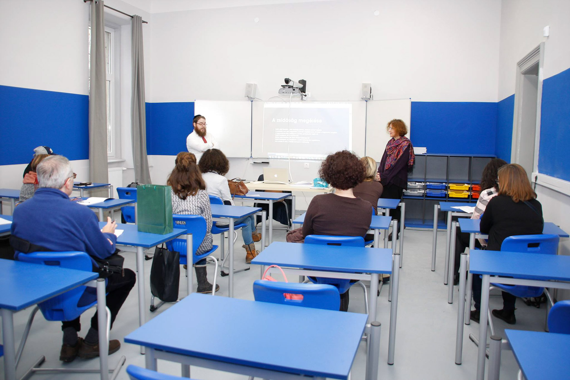 Megnyitotta kapuit: a Maimonidész Gimnázium