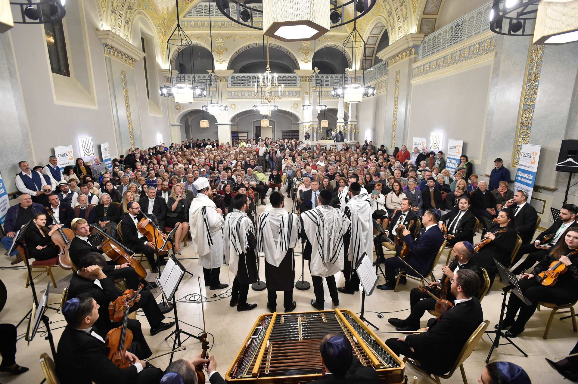 Mága Zoltán és kántor koncert az Óbudai Zsinagógában