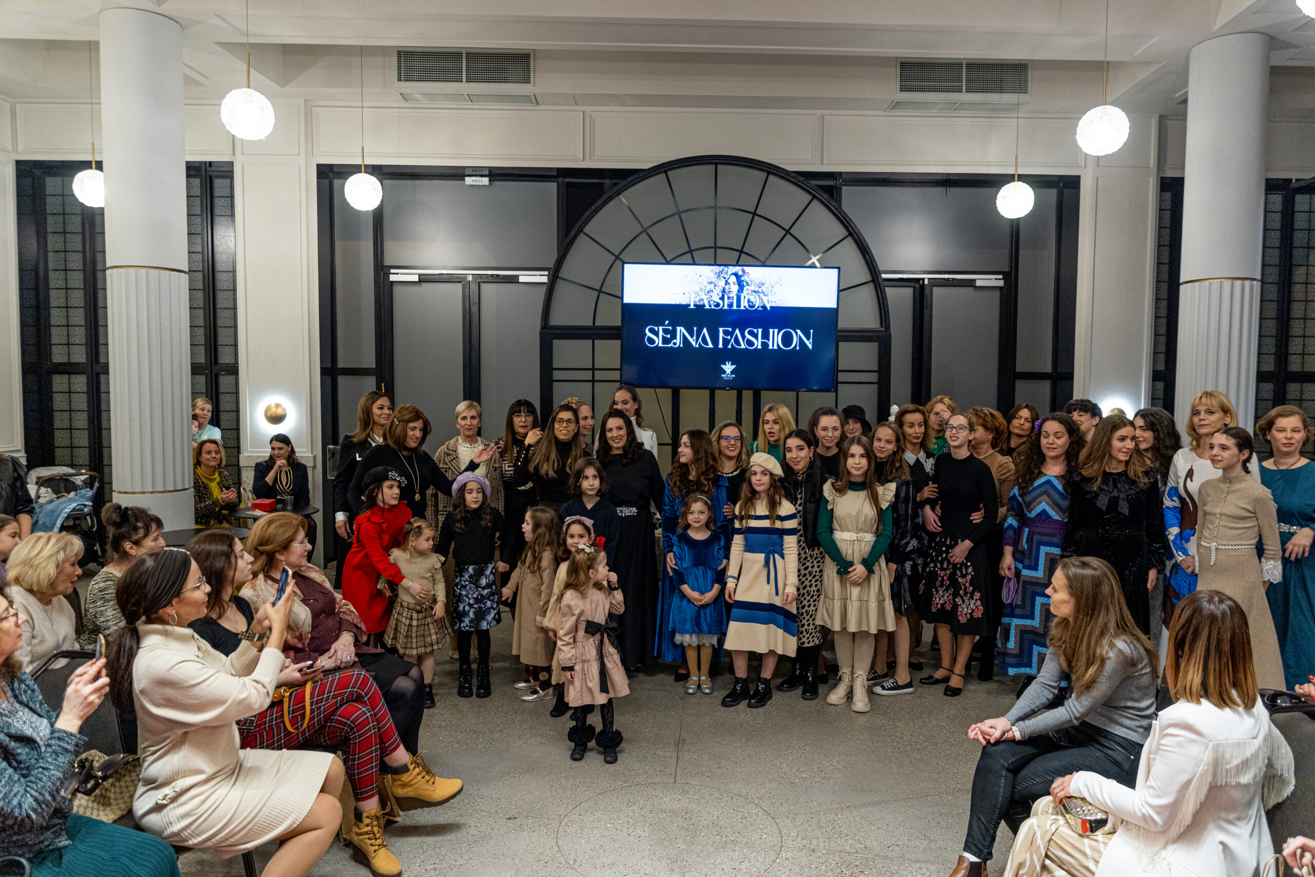 Kóser és Csinos divatbemutó