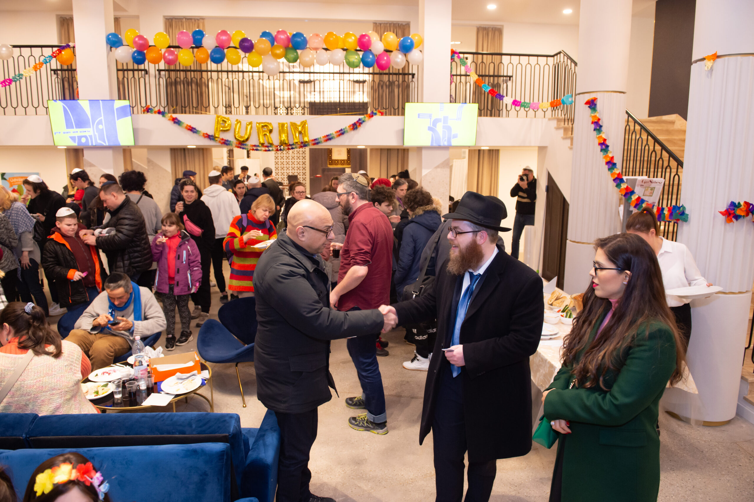 Purim ukrán menekültekkel