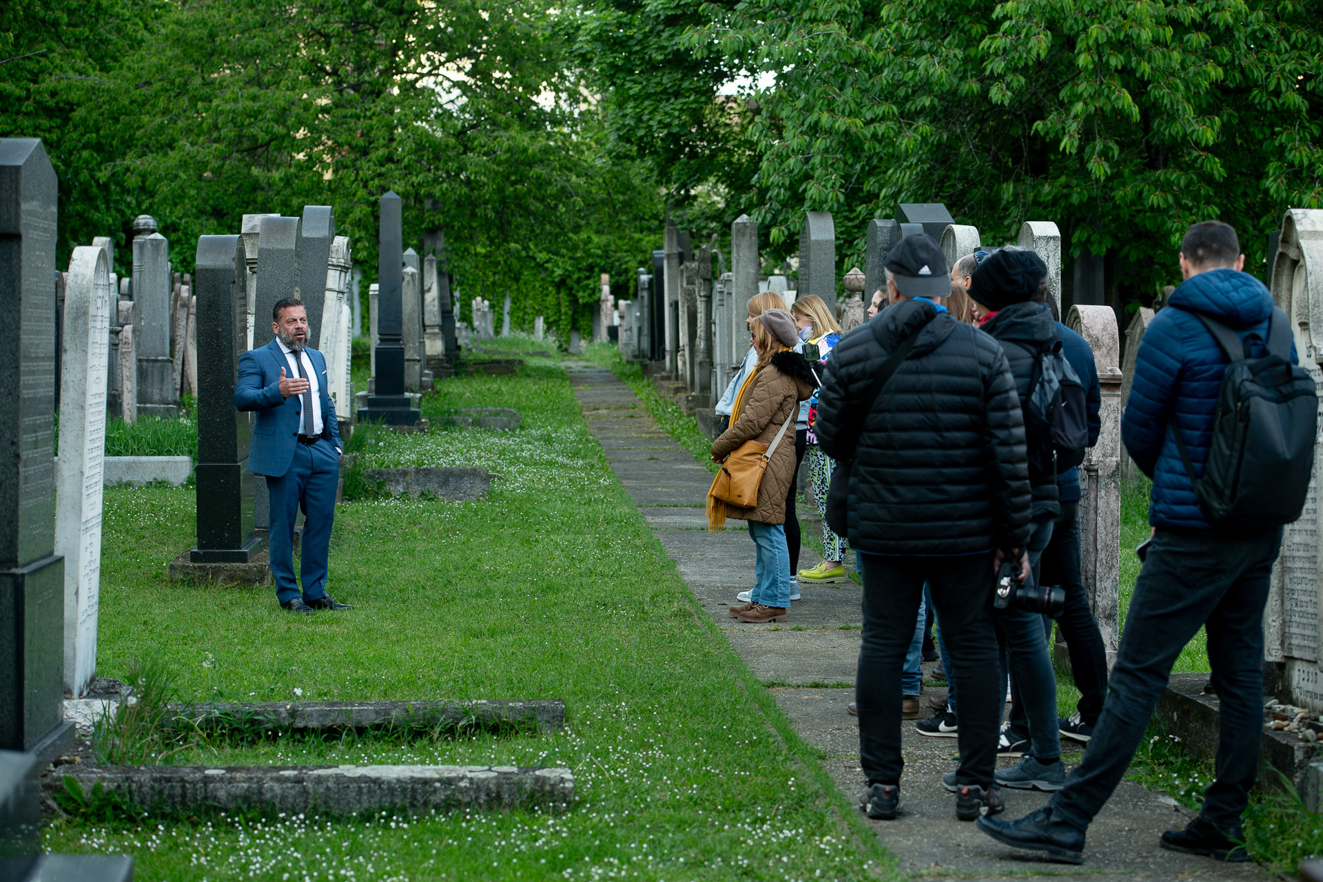 Zsidó városi séták- Csörsz utcai izraelita temető, sétavezető: Megyeri Jonatán