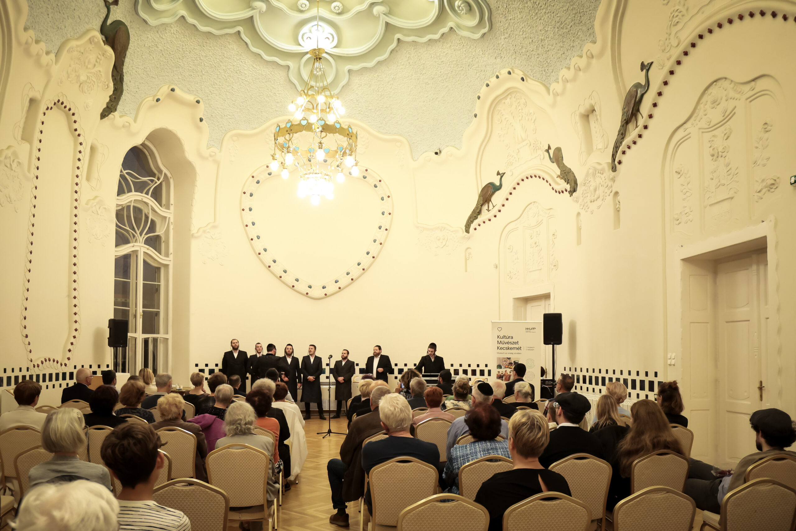 Kecskeméten is fellépet a Zorger kántorkórus